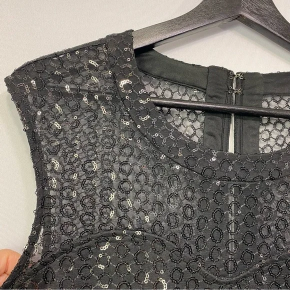 Express- Black Sheer Sleeveless Party Dress M NWT - Picture 3 of 10